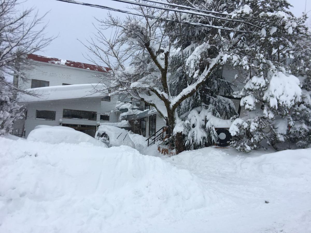 Ha-Mon Slope Side Hotel And Private Chalet Otari Esterno foto