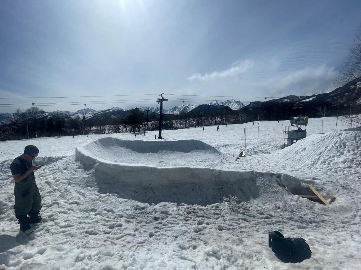 Ha-Mon Slope Side Hotel And Private Chalet Otari Esterno foto